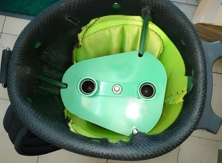 バッグ内固定部